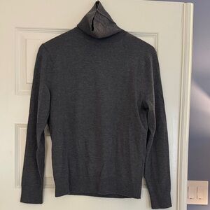 NWT Banana Republic Italian Merino Turtleneck Sweater